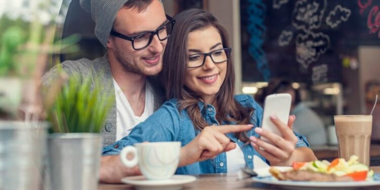 8 Best Apps to Improve Your Relationship