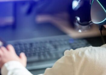 3 Online Games To Play With Your Friends and Family During Quarantine